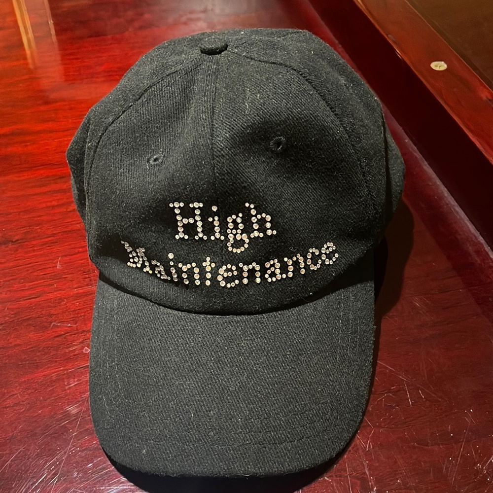 BASEBALL CAP STYLE HAT